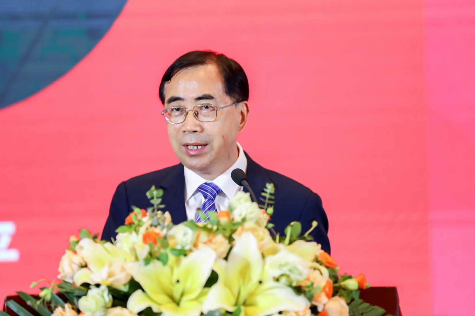 浙江省飯店業(yè)協(xié)會(huì)會(huì)長(zhǎng)、君瀾酒店集團(tuán)總裁王建平先生發(fā)言